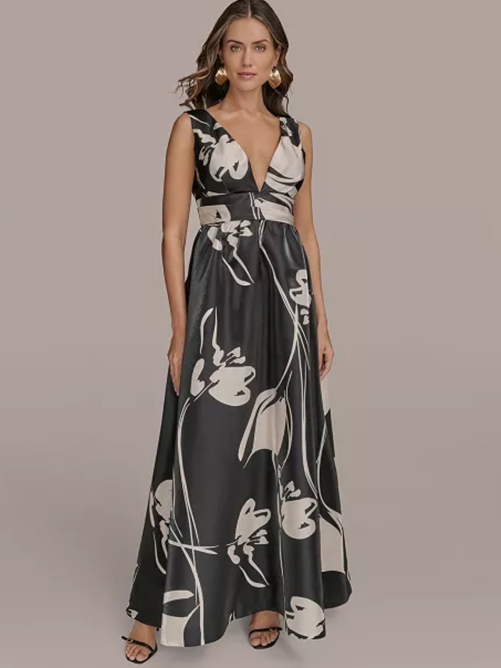Donna Karan Printed V Neck Sleeveless Gown